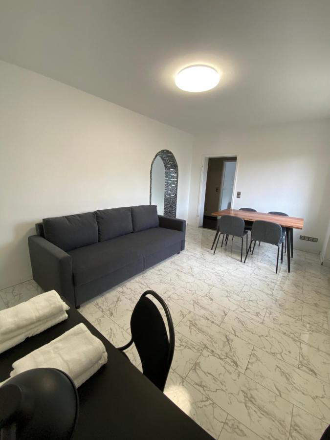 Apartamento 4 Zw M. Blick V. Balkon Auf Lech Augsburgo Exterior foto